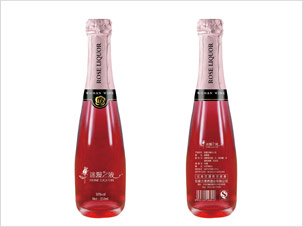 石家莊柔然酒業(yè)迷漫之液酒包裝設計